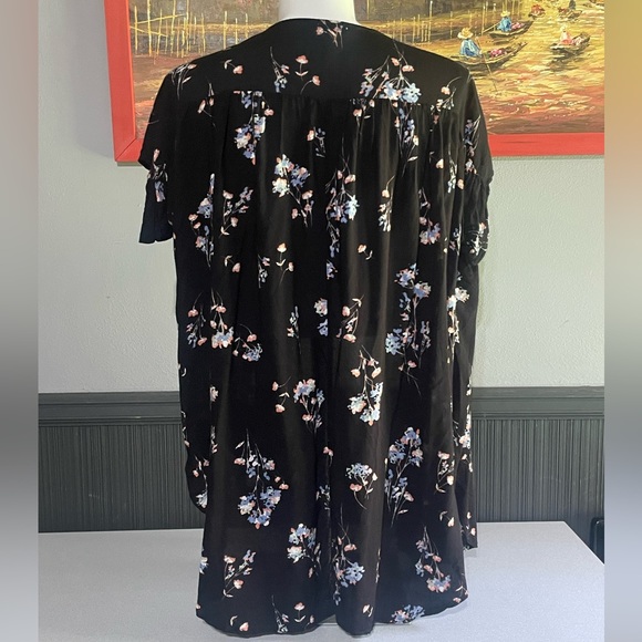 G F Collection  Top SZ - O/S - Picture 3 of 4